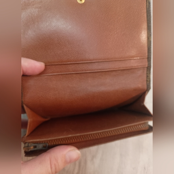 Louis Vuitton Monogram Canvas Porte Monnaie Tresor Wallet - Picture 9 of 12